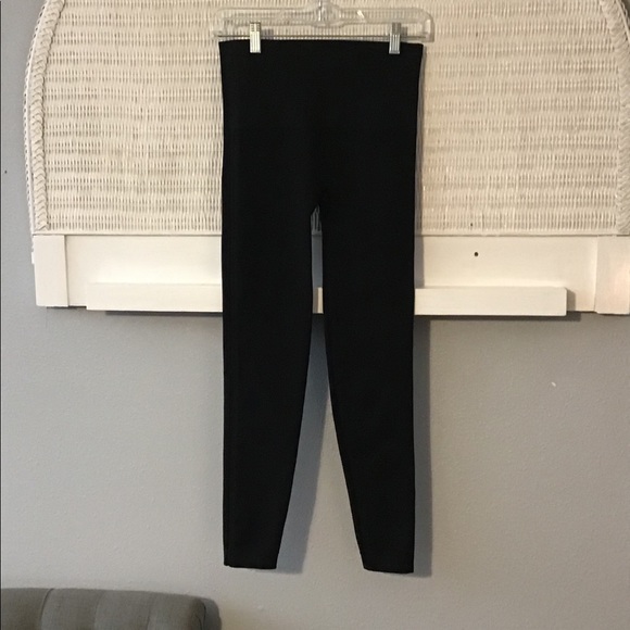 Spanx Women’s Shaping Leggings - Picture 4 of 7